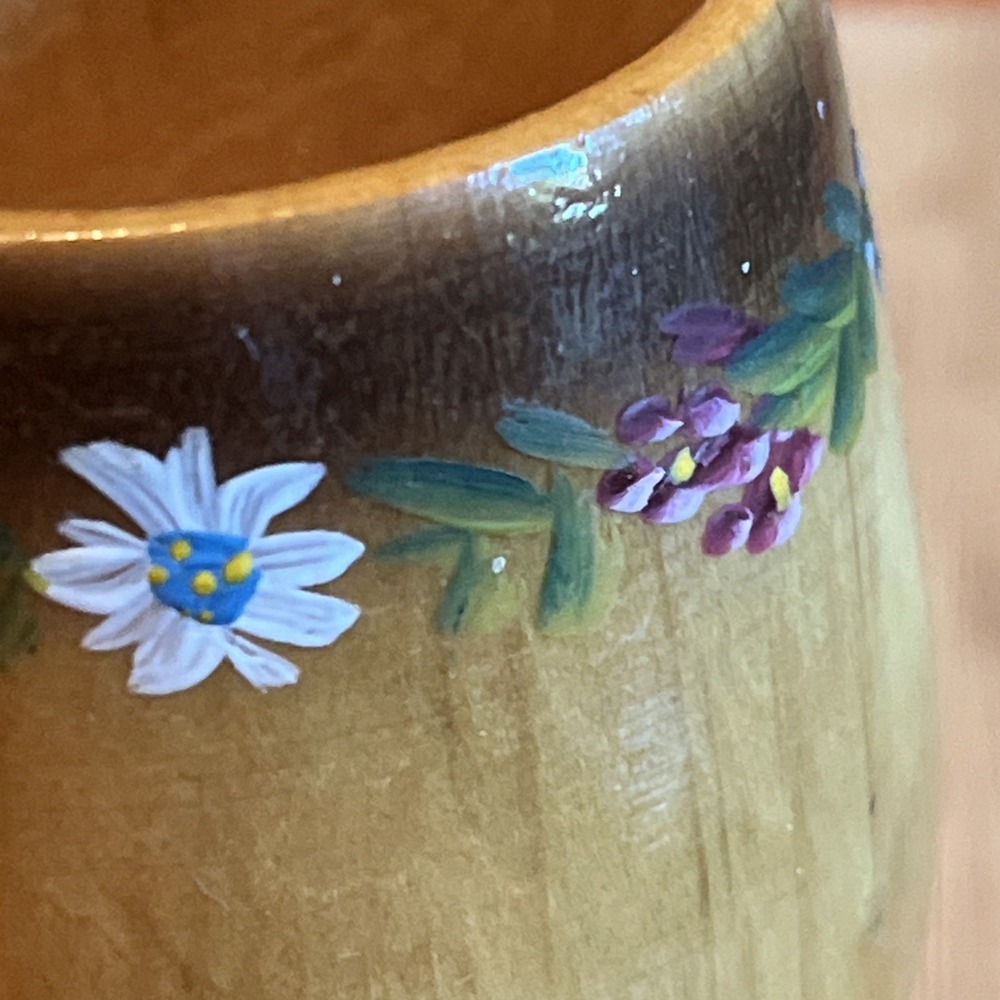 Vintage Swiss Hand Painted Floral Wooden Egg Cup Geneve - Picture 6 of 7